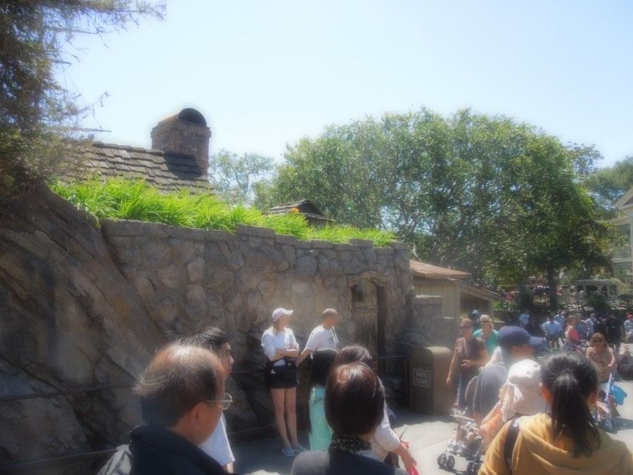 Disneyland Critter Country Riverside Picture